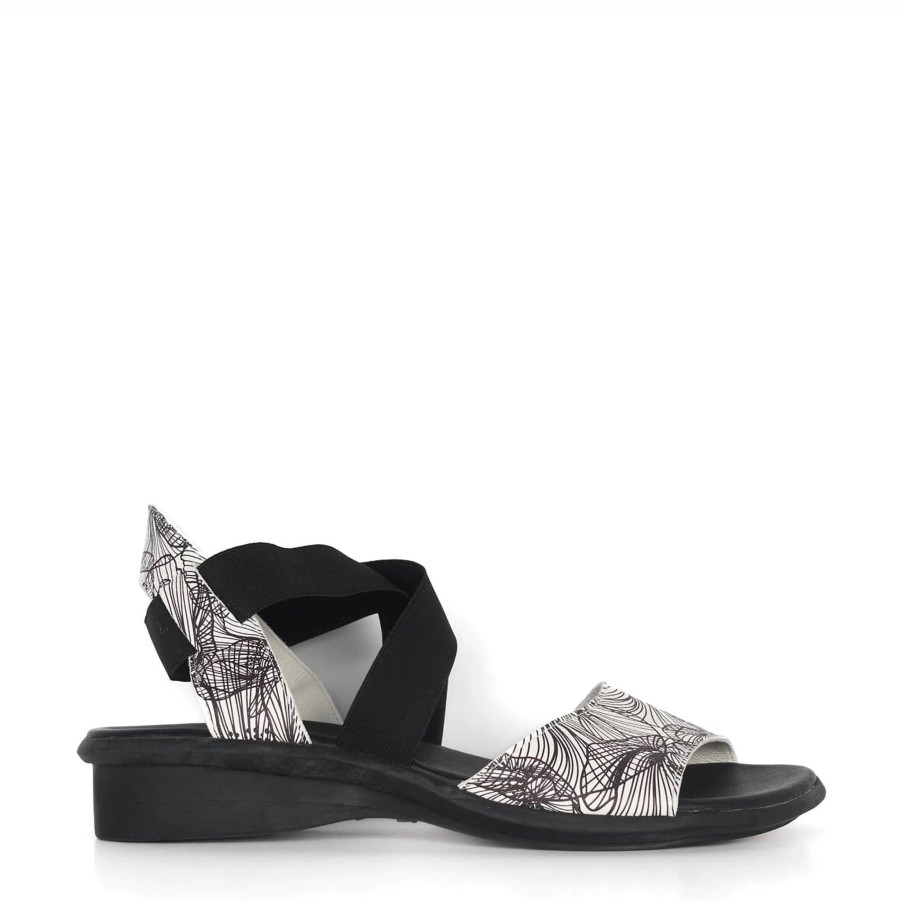 Flats & Sandals ARCHE | Satia