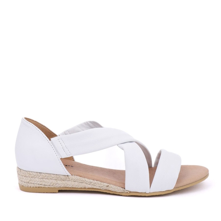 Flats & Sandals LEISURES | Hollie White