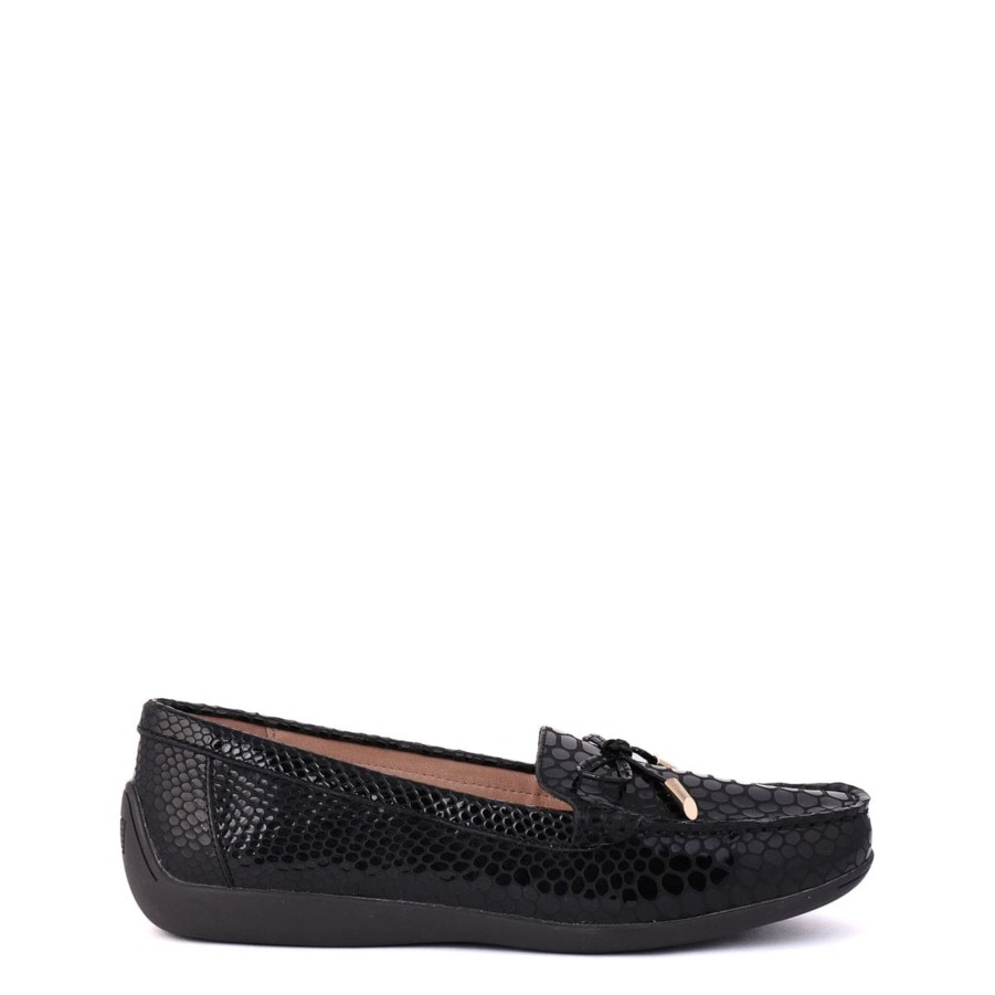 Flats & Sandals LEISURES | Erin Black Croc Patent