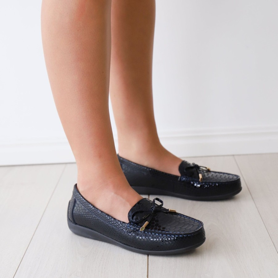 Flats & Sandals LEISURES | Erin Navy Croc Patent