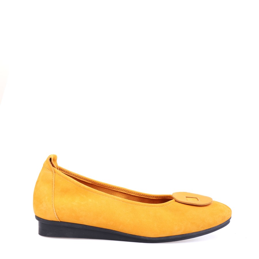 Flats & Sandals ARCHE | Ninaya Mustard Nubuck