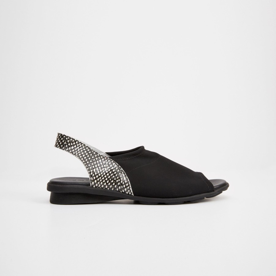 Flats & Sandals ARCHE | Dajac